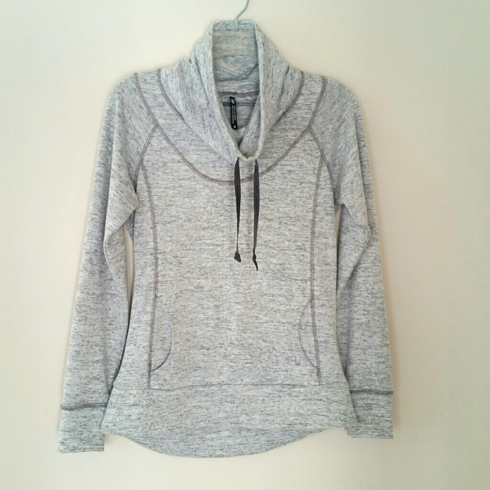Kuhl gray long sleeve pullover, size small